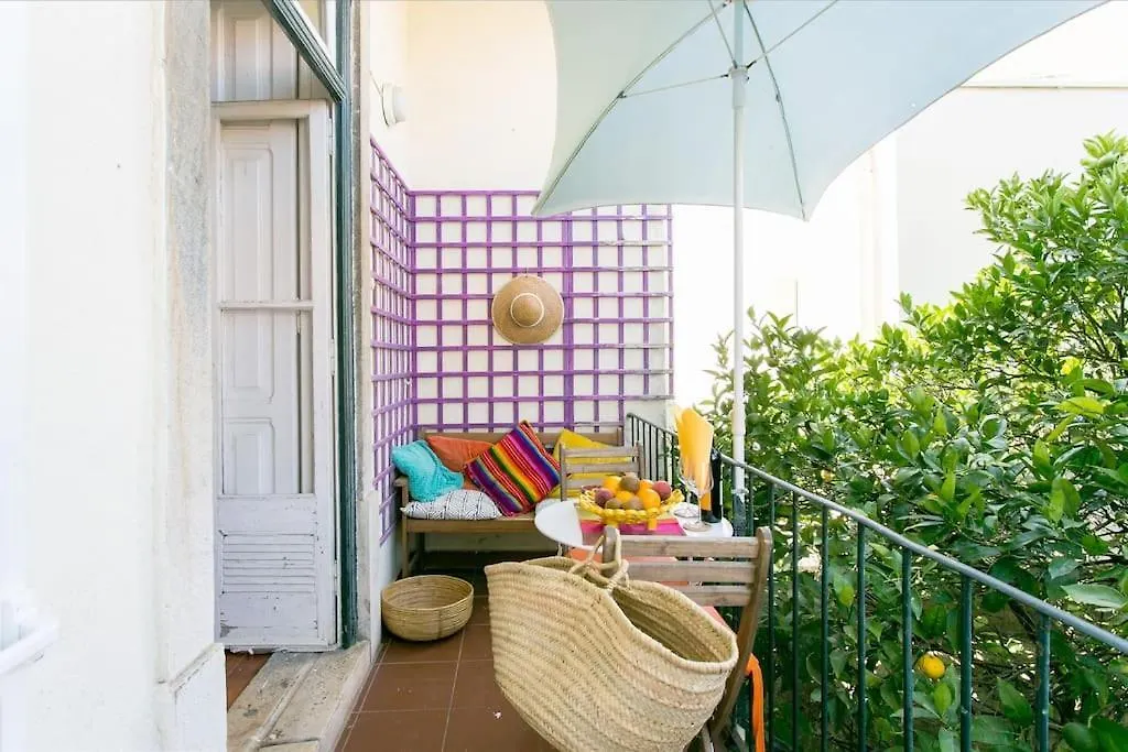 Principe Real Orange Tree W/ View 3 Bedrooms Flat! Lisbon